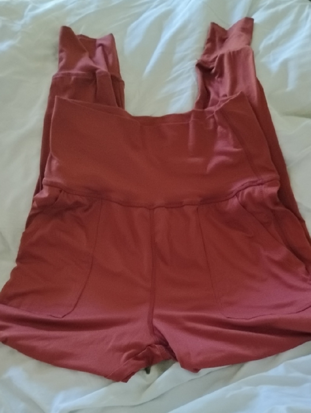 High-Waist Cropped Performance Pants in Rust